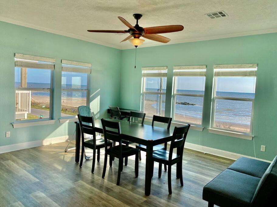 Oceanfront Home Near Hollybeach Cameron Luaran gambar