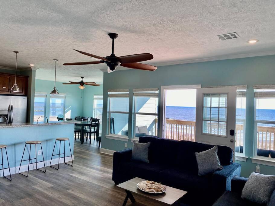 Oceanfront Home Near Hollybeach Cameron Luaran gambar